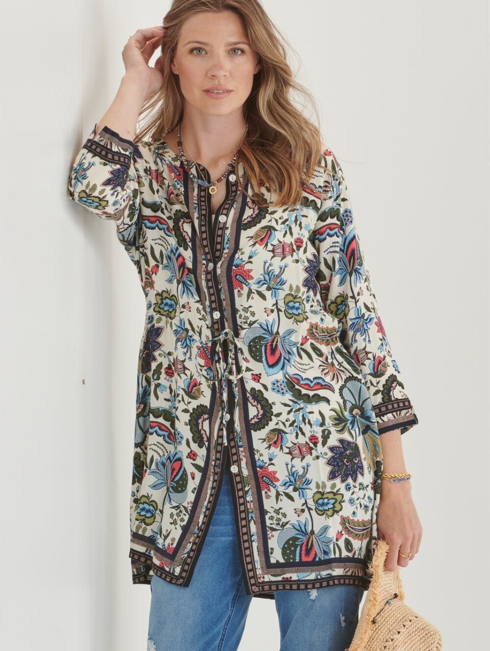 NWT ** Charlie Paige Dorit Floral Button Front Tunic Shirt ** Size Small/Medium